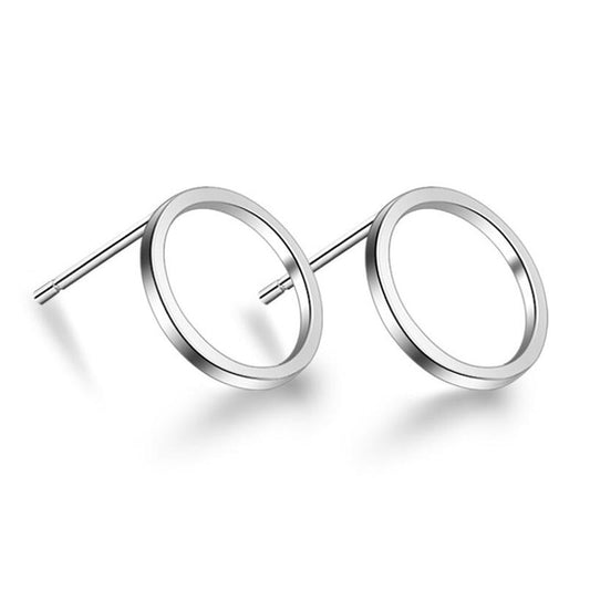 Silver earrings with geometric design