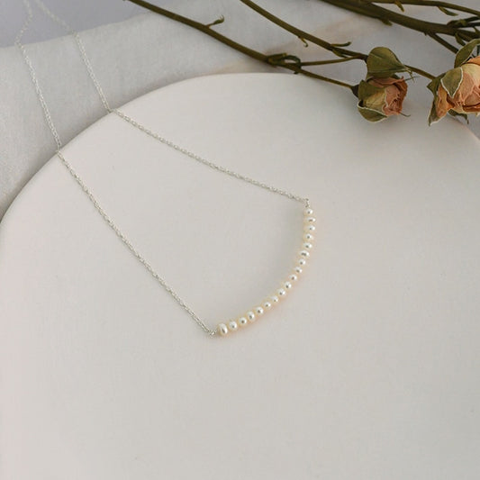 Silver necklace with pearls