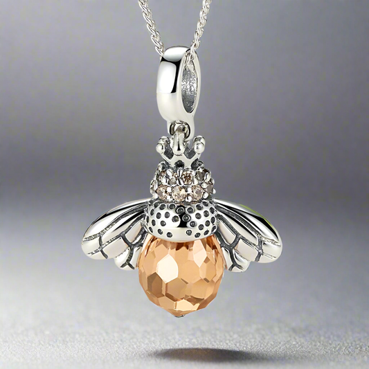 Necklace with pendant "Dear Bee"